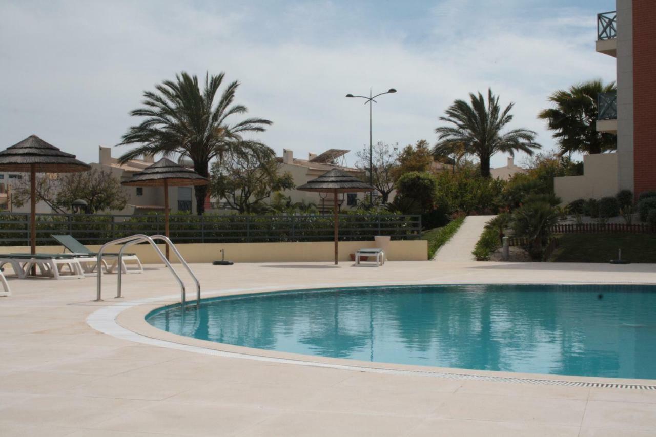 Apartamento Com Piscina Em Albufeira, Corcovada Dış mekan fotoğraf